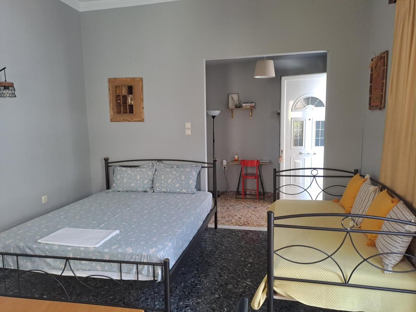 Dimitris Place Near Athens Airport كوروبيون المظهر الخارجي الصورة